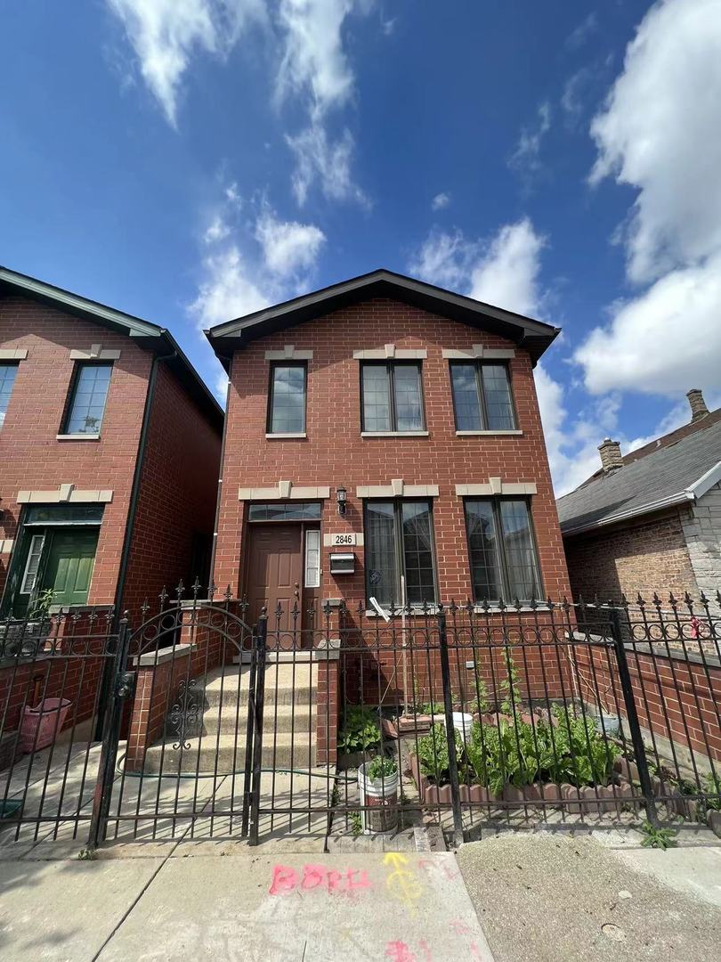 2846 S Keeley Street, Chicago, IL 60608
