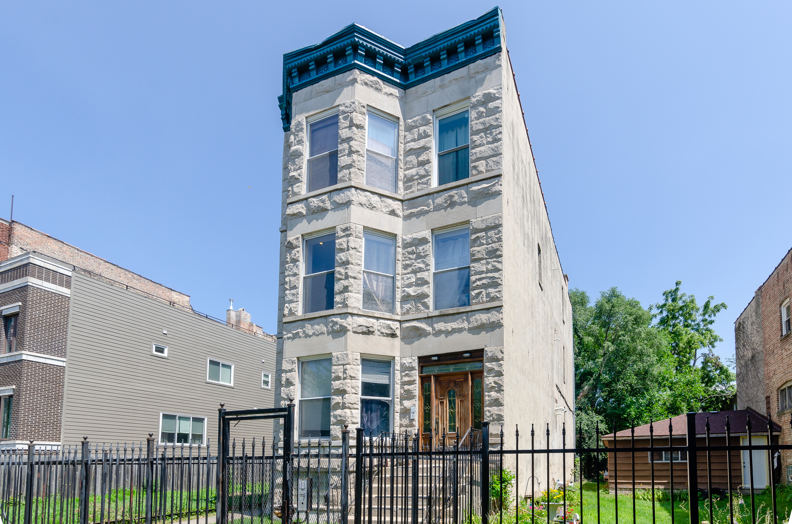 6547 S Woodlawn Ave #2, Chicago, IL 60637