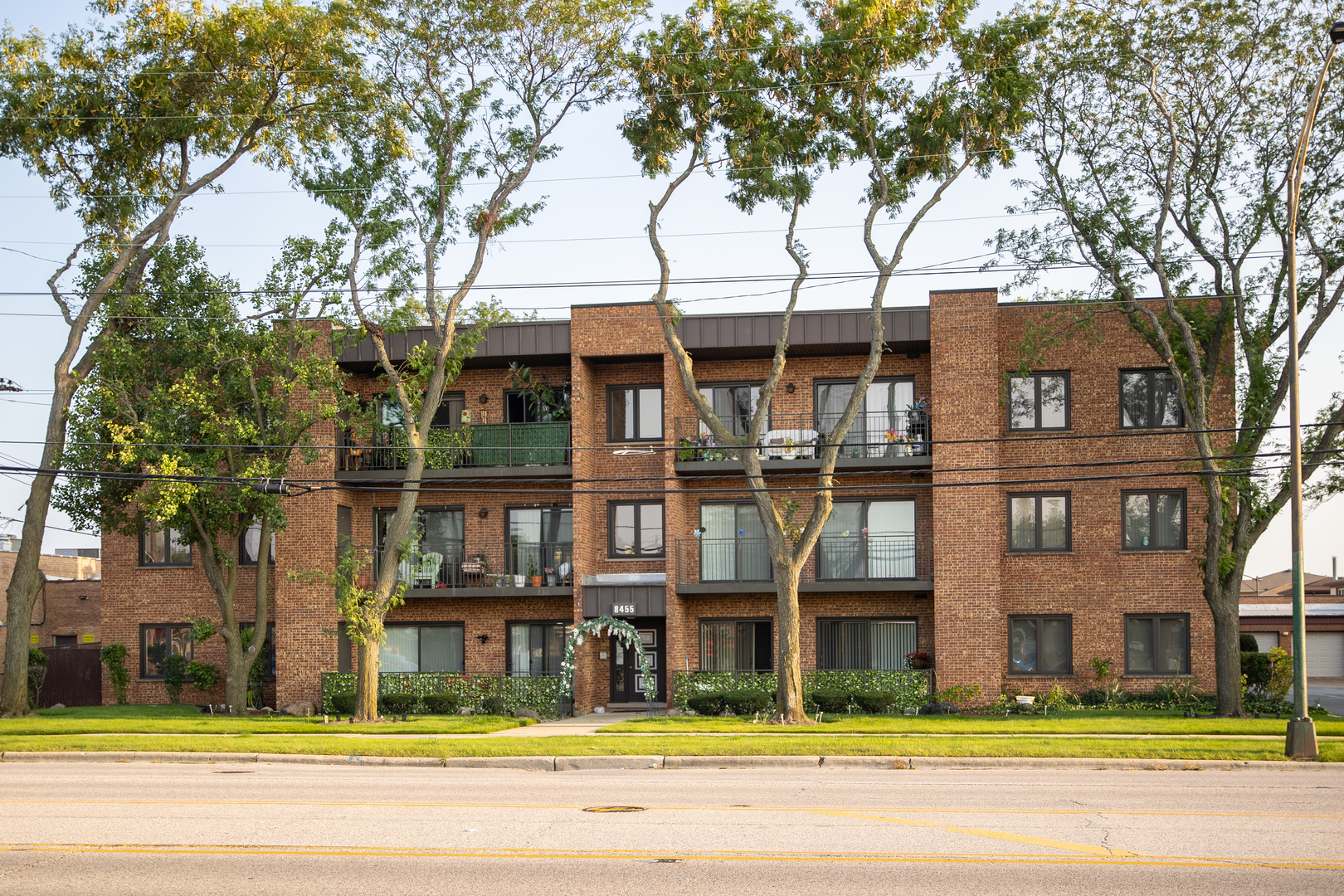 8455 W Lawrence Ave #1A, Chicago, IL 60656