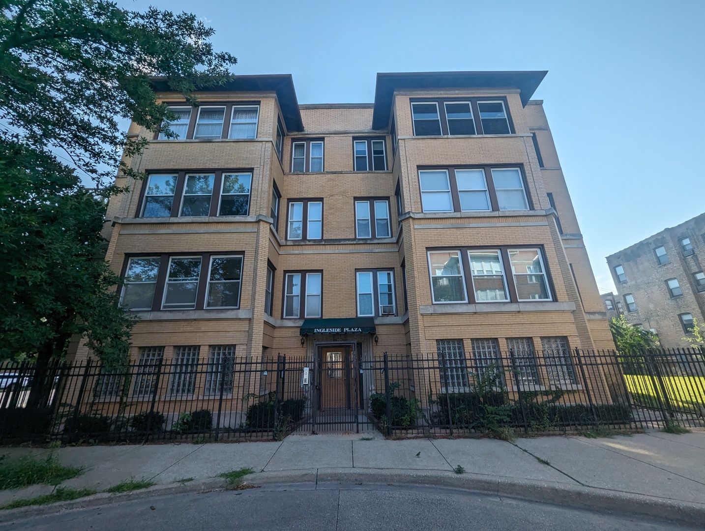 4711 S Ingleside Ave #B, Chicago, IL 60615