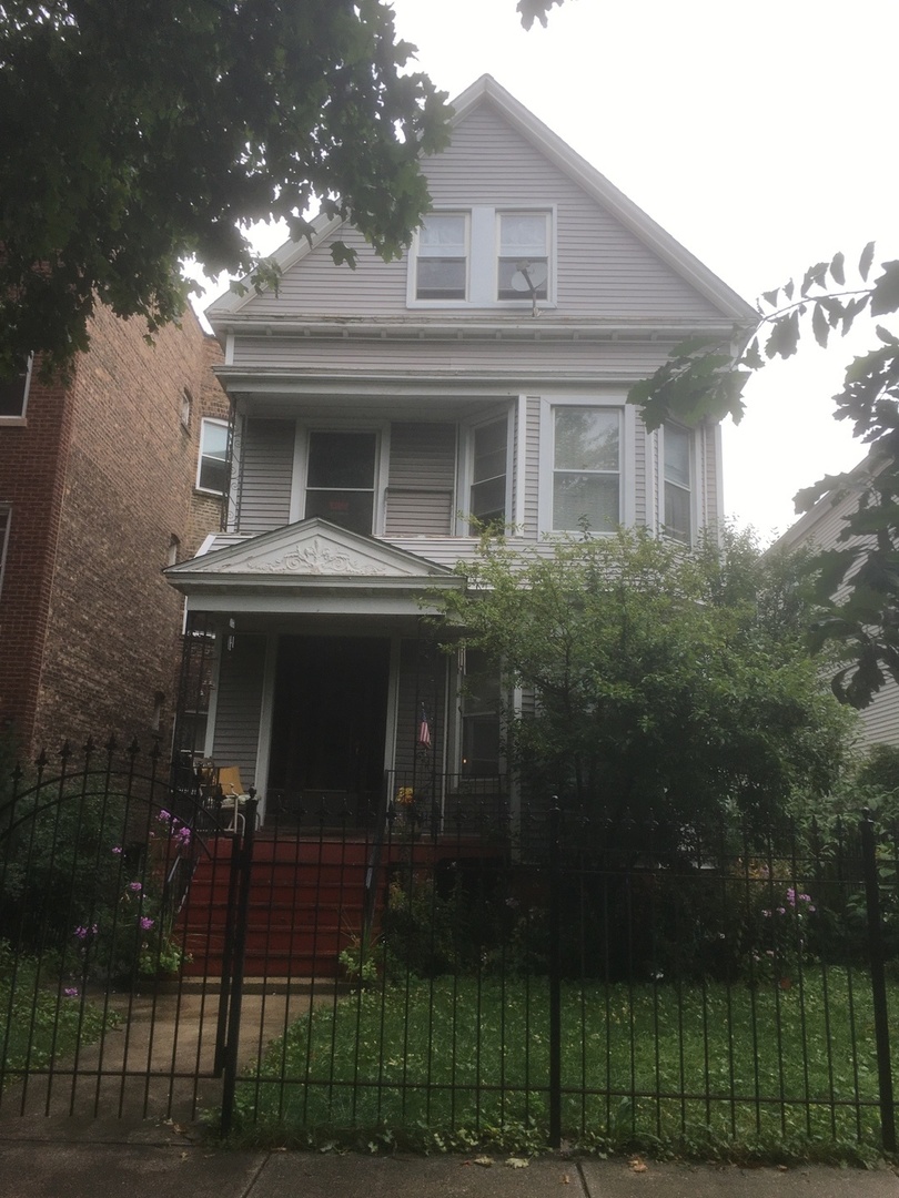 1340 W Rosedale Avenue, Chicago, IL 60660