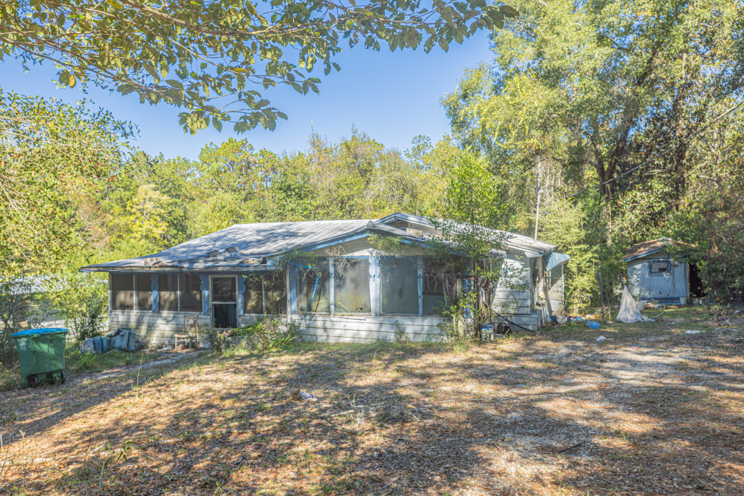 112 Duggan Ave, Crestview, FL 32536