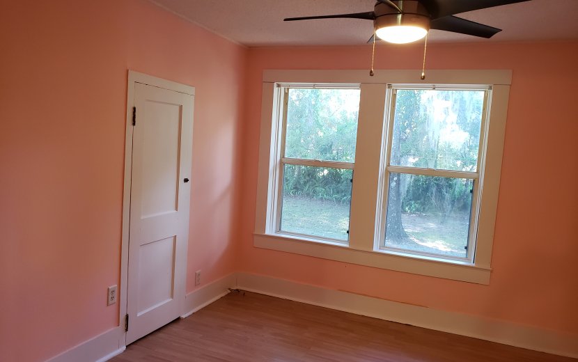 685 3rd Ave, Welaka, FL 32193