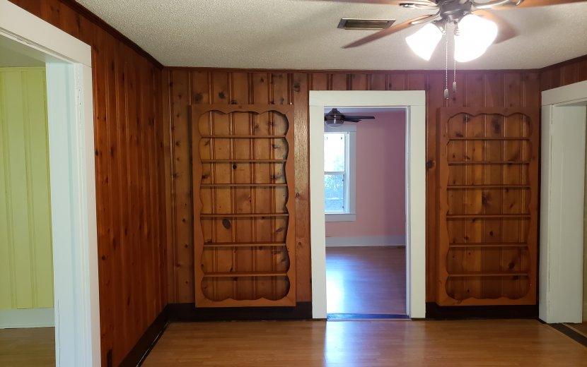 685 3rd Ave, Welaka, FL 32193