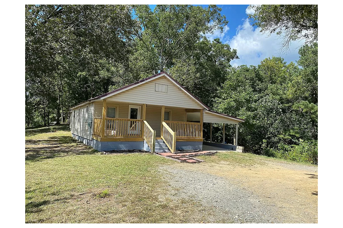 205 Wilbanks Rd, Chatsworth, GA 30705