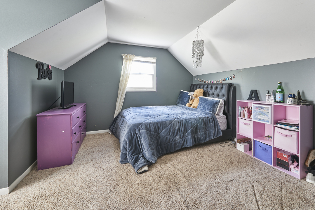 100 Deerpath Dr, Vernon Hills, IL 60061